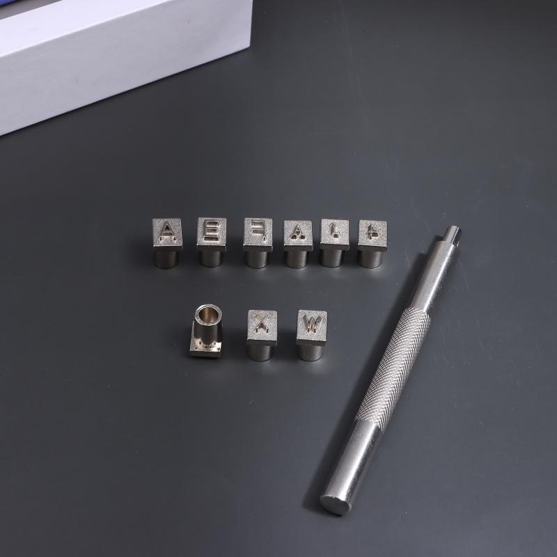 طقم أدوات ختم الحروف والأرقام  - مراجعة Leather Stamp Set وسعره